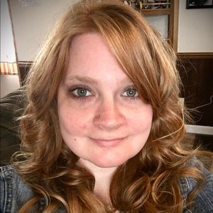 Meet your Posher, Candie